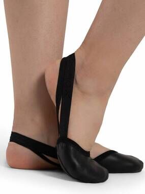 NEW CAPEZIO women's turning pointe 55 shoe in black